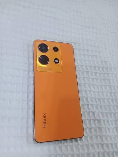 Infinix Note 30