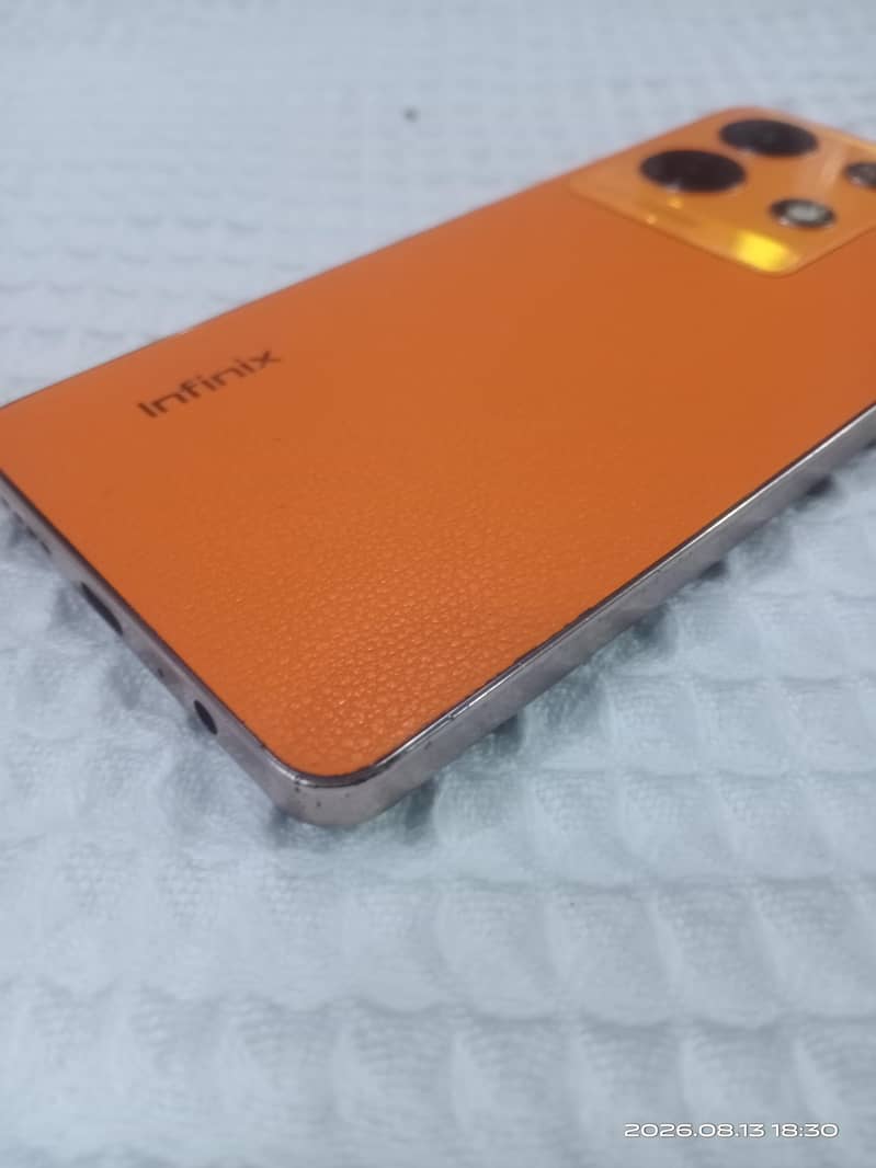 Infinix Note 30 2