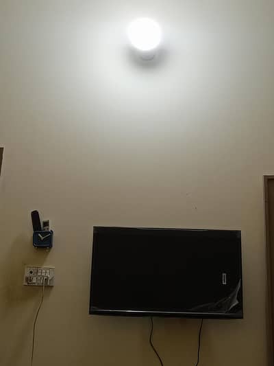 32 inches LED for sale haier
