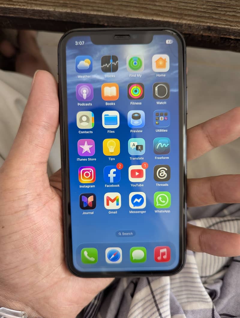 Apple iPhone 11 1