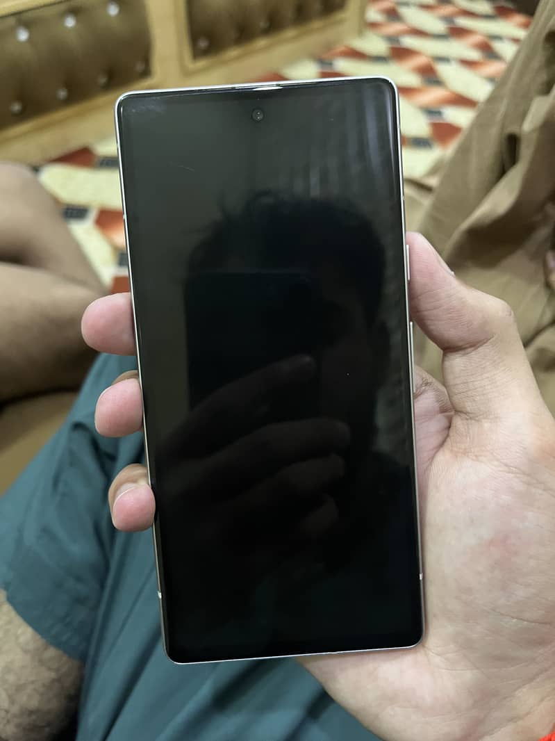Google Pixel 7a 3