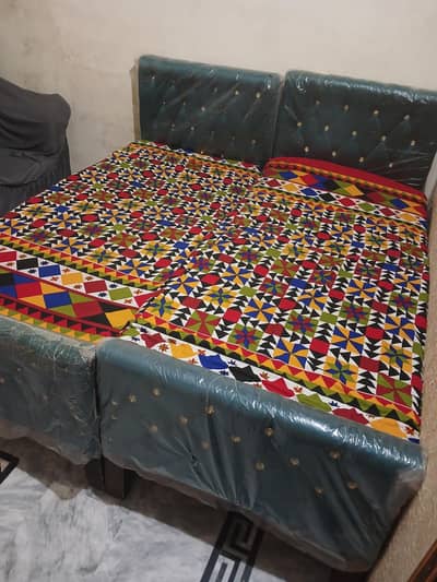 2 single bed with 2 mattress 25000 only serious buyer contact