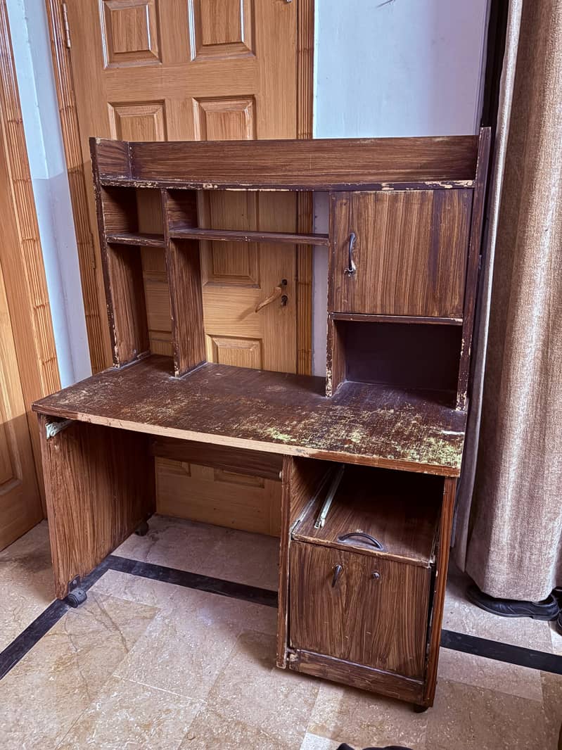 Study Table Used like new 1