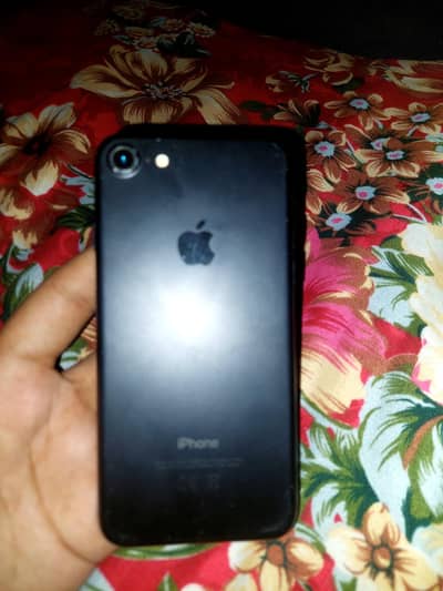 Apple iPhone 7