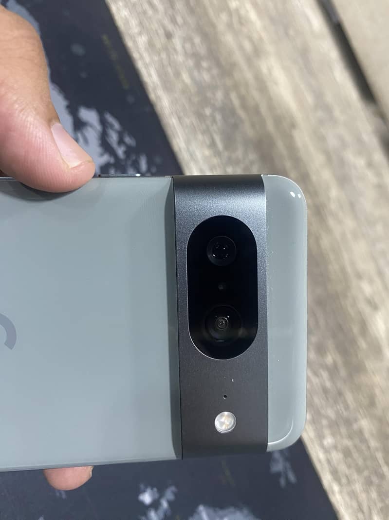 Google Pixel 8 8