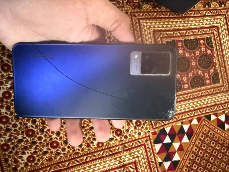 Vivo V21 0