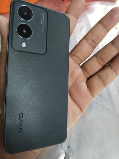 Vivo Y17s
