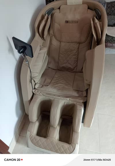 Model 131 Refresh US Massage chair