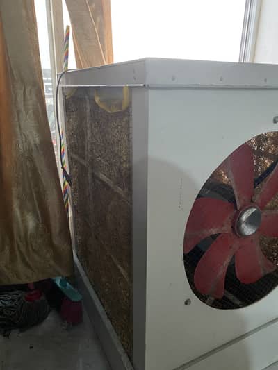 Urgent sale room cooler.