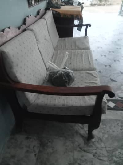 sofa for sale hai
