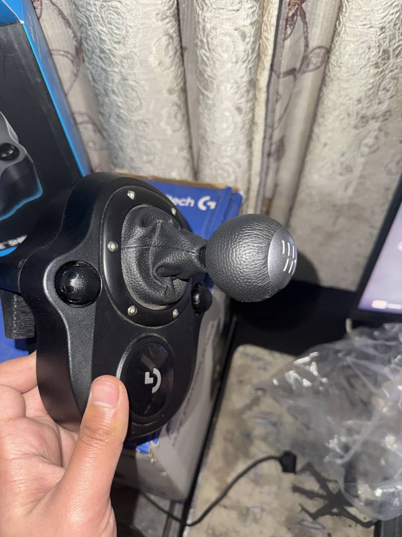 Logitech G29 driving force 7