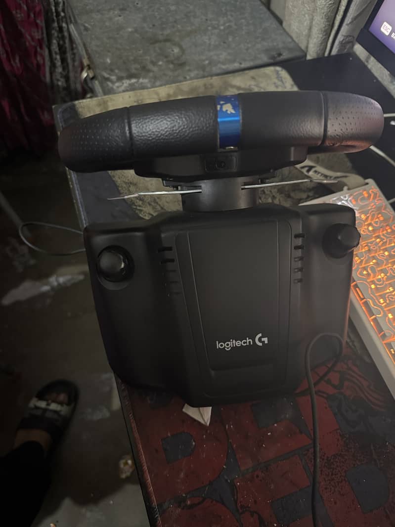 Logitech G29 driving force 9