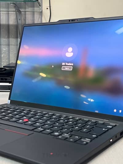  Lenovo ThinkPad X1 Carbon Gen 12  Intel® Core™ Ultra 7 Processor