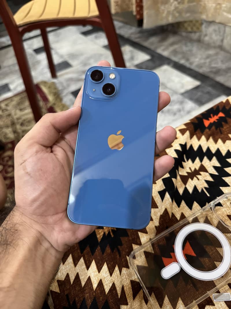 Apple iPhone 13 3