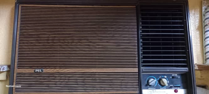 Pel 1.5 Ton Non-Inverter Window AC - Excellent Condition