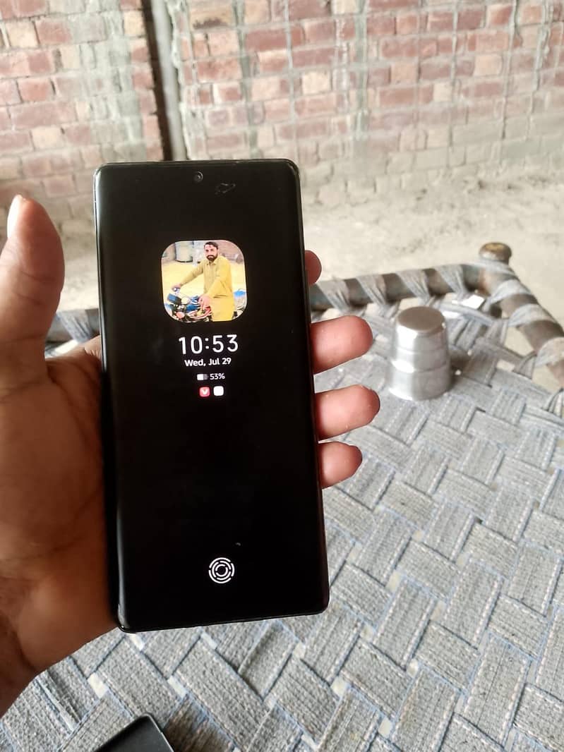 Tecno CAMON 30S 1