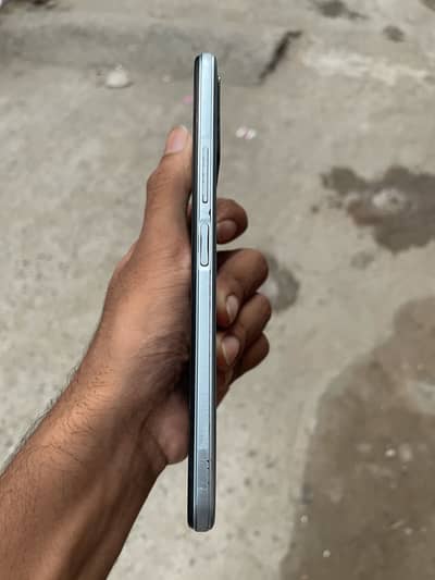 Vivo Y21