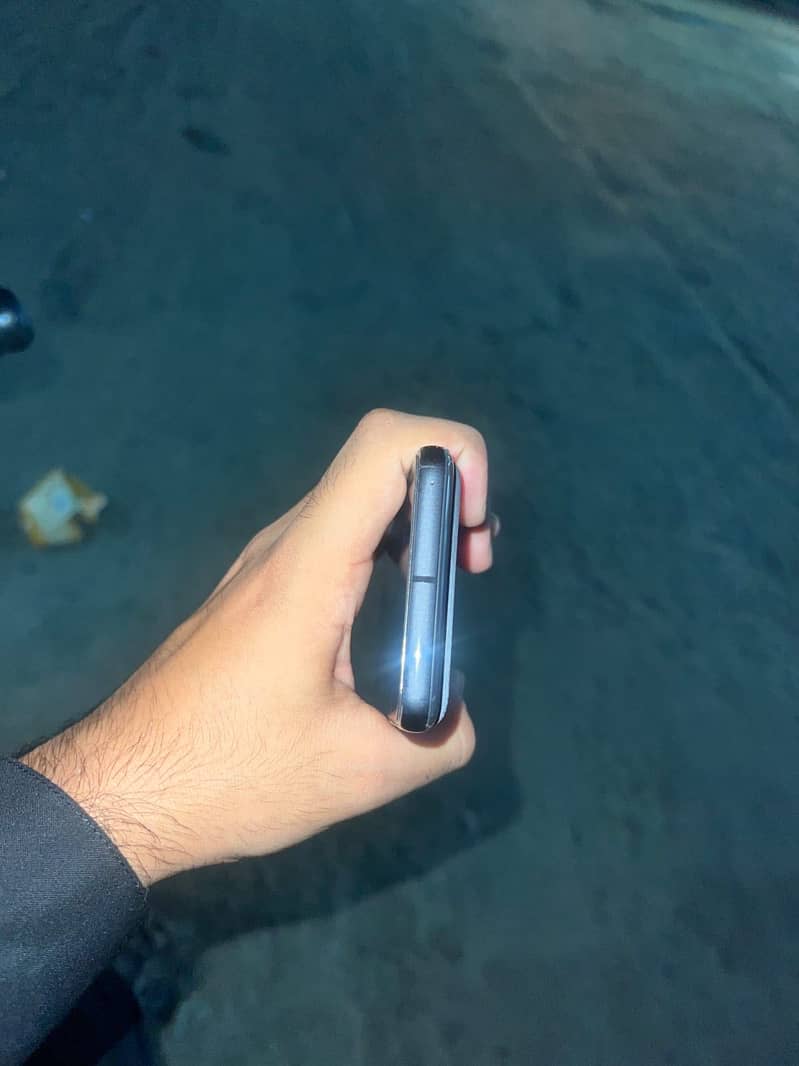 Google Pixel 8 3