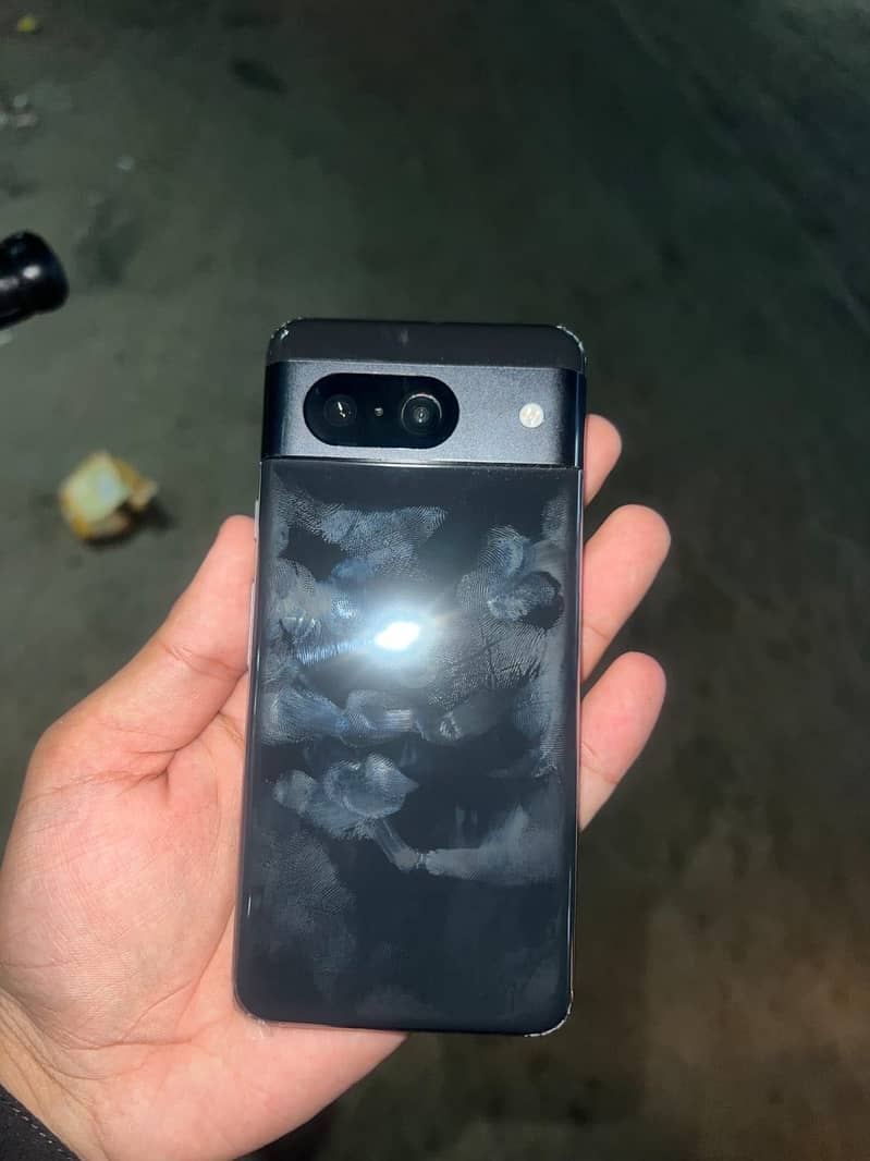 Google Pixel 8 5