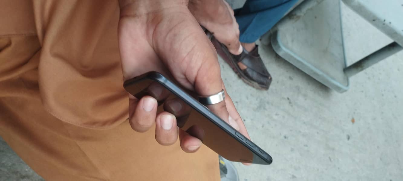 Apple iPhone SE 3