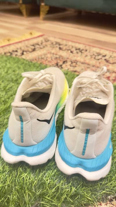 HOKA Mach 5 – Excellent Condition 