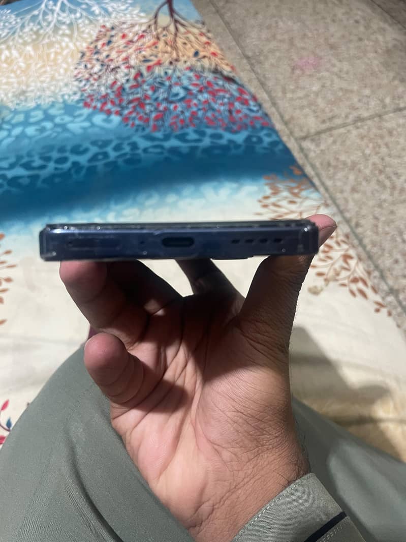 Infinix Note 40 4