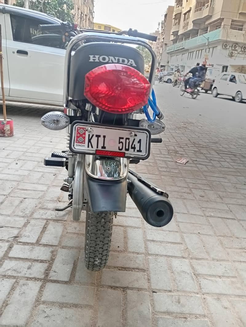 CG 125 2