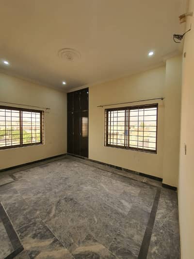 Office flats available for rent pak Arab society