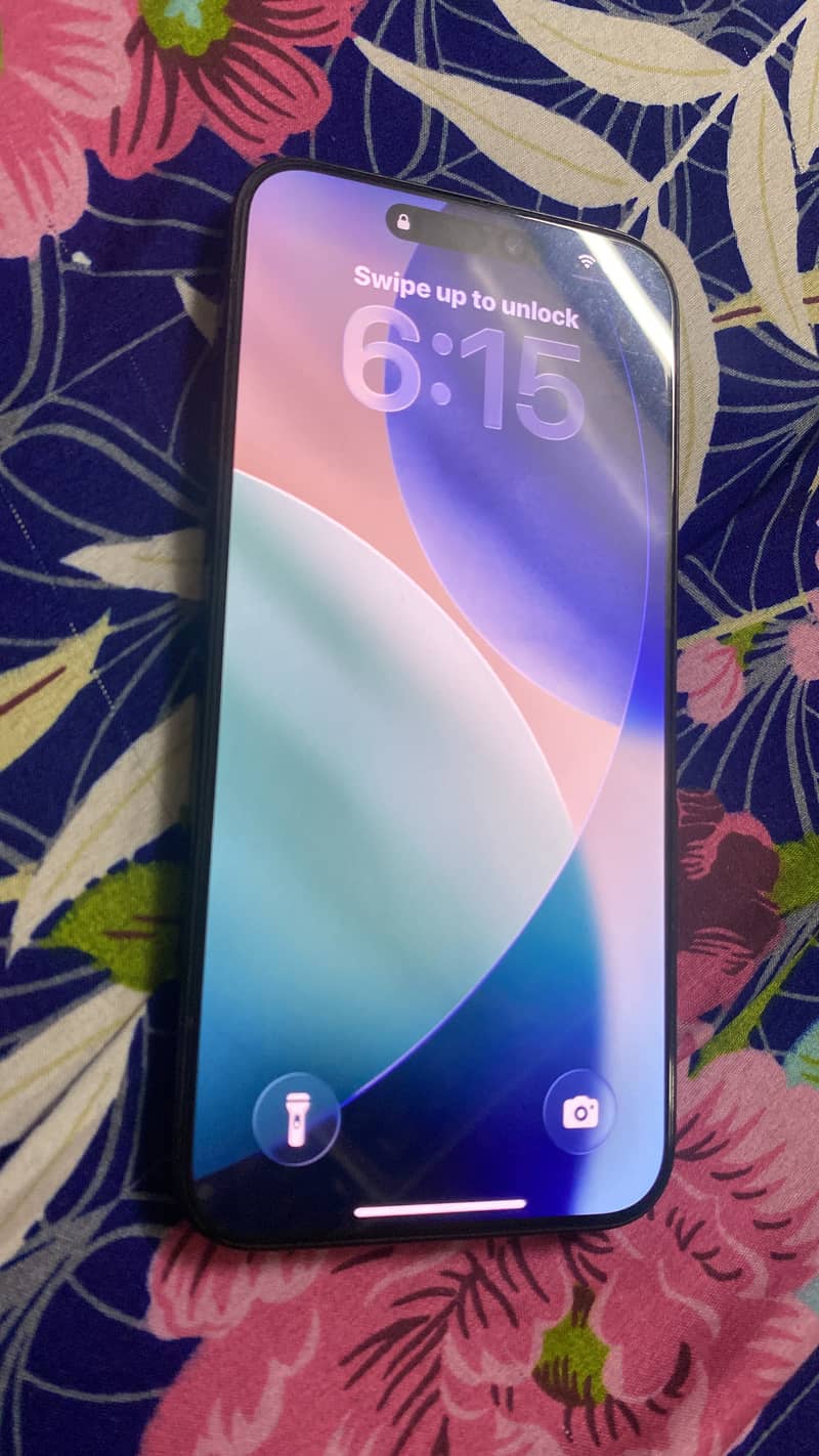 Apple iPhone 15 Pro Max 4