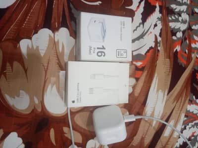 USB_C 35 W POWER ADAPTER