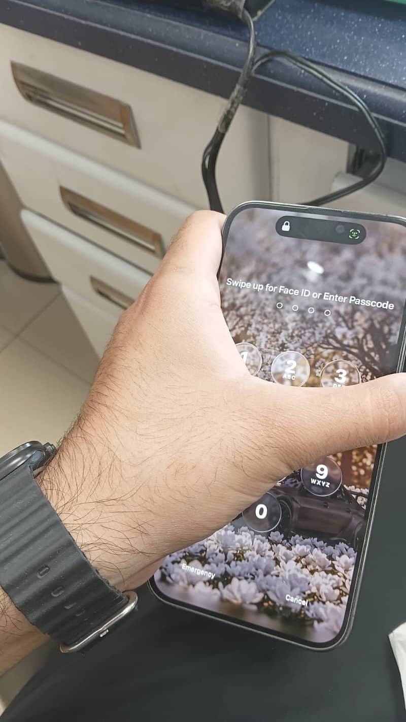 Iphone 14 pro max 3