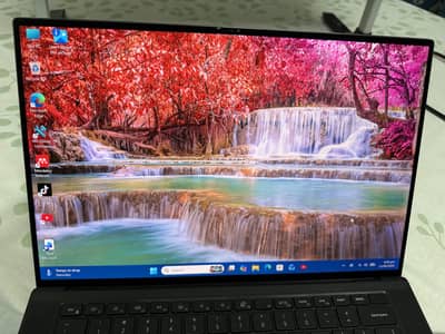 Dell Precision 5550 — Core i7 | 32GB RAM | 1TB SSD | 4K Display