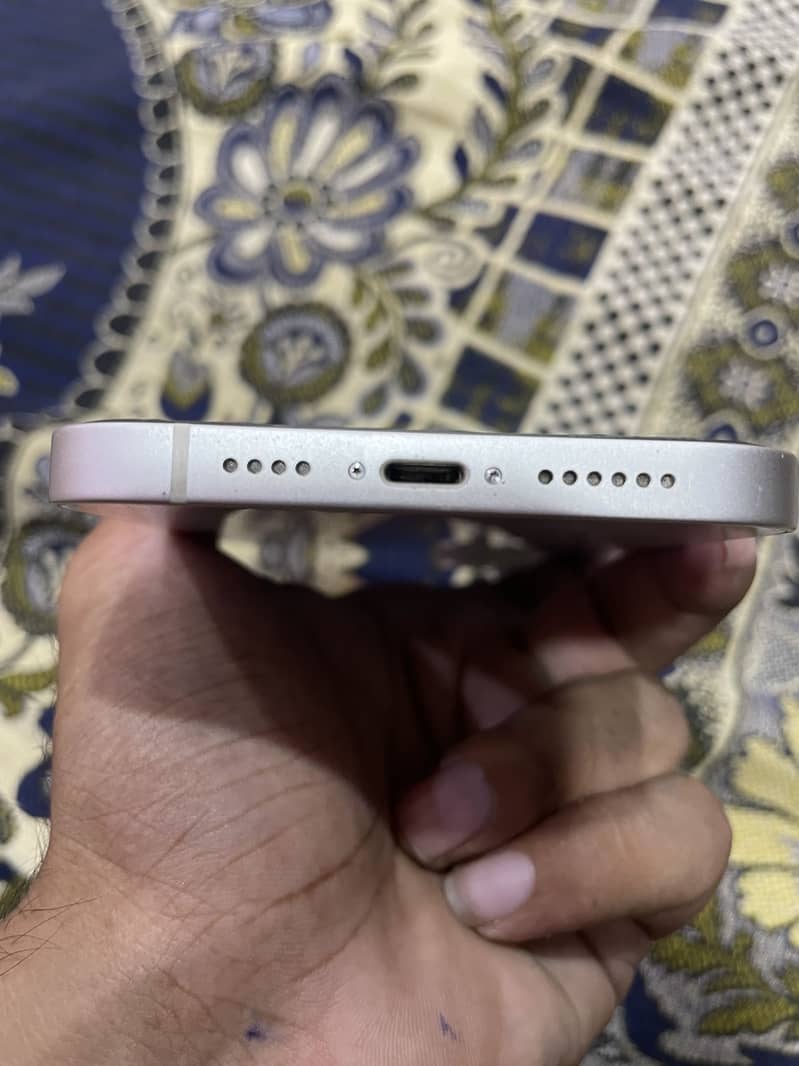 Apple iPhone 14 plus 4