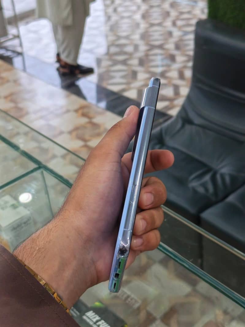 Google pixel 8 pro 3