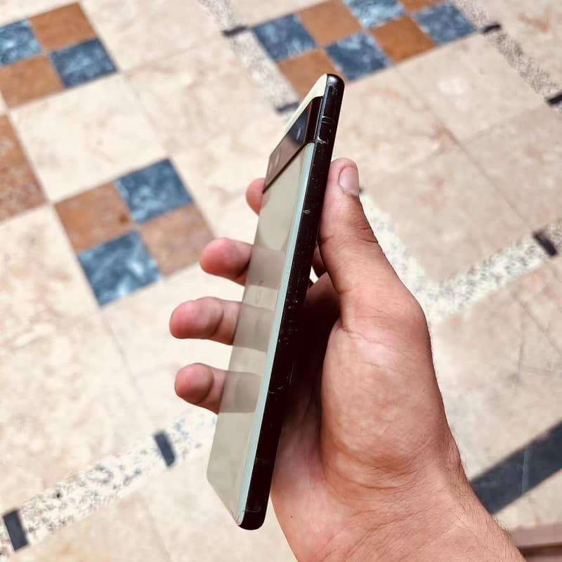 Google Pixel 6a 3