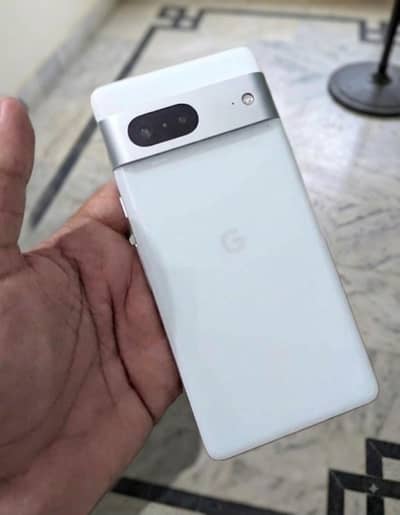 Google Pixel 7 white