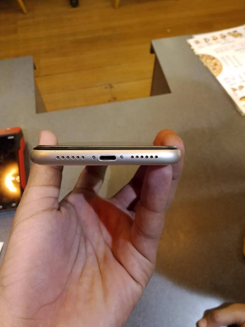 Apple iPhone 11 2