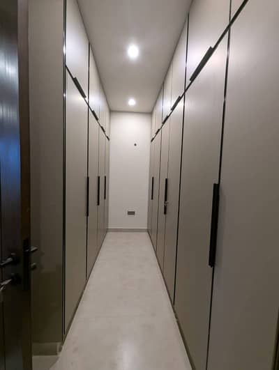 1 BED NON FURNISHED APRTMENT FOR RENT IN BAHRIA TOWN LAHORE
