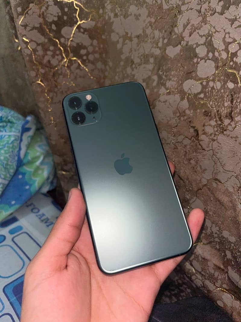 iPhone 11 2