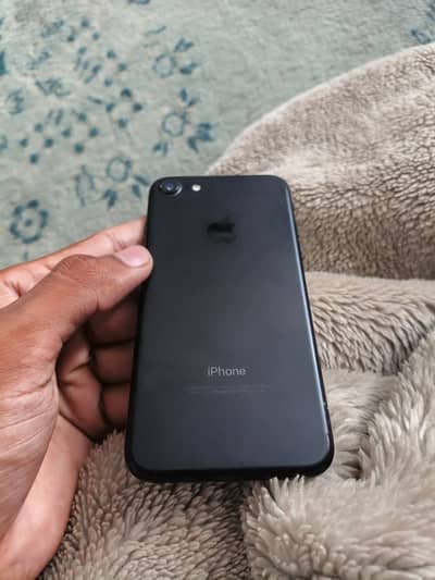iPhone 7 32 GB All oregnel new condishan phone