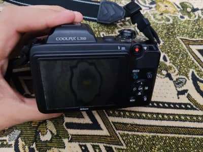 Nikon 310