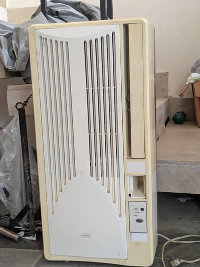 Japanese Window 0.75 ac for Sale