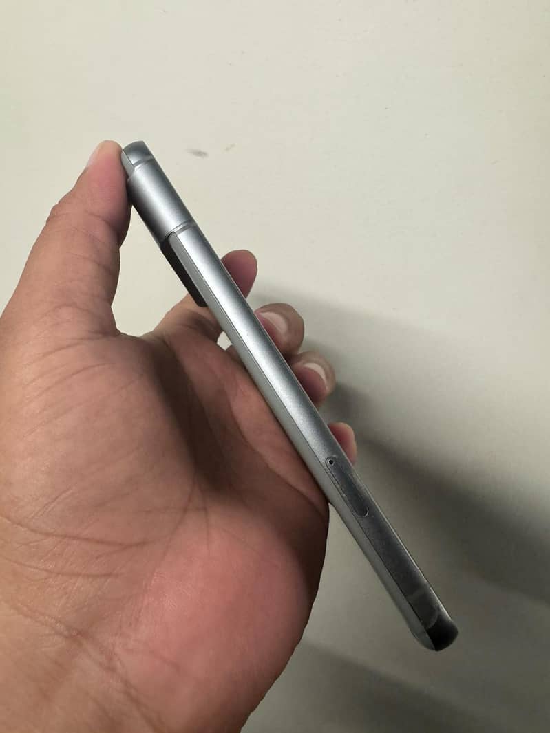Google Pixel 8 5