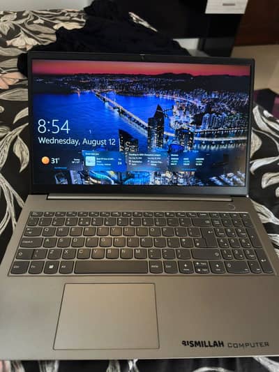 Lenovo ThinkBook - Core I5 11th Gen - 256 SSD