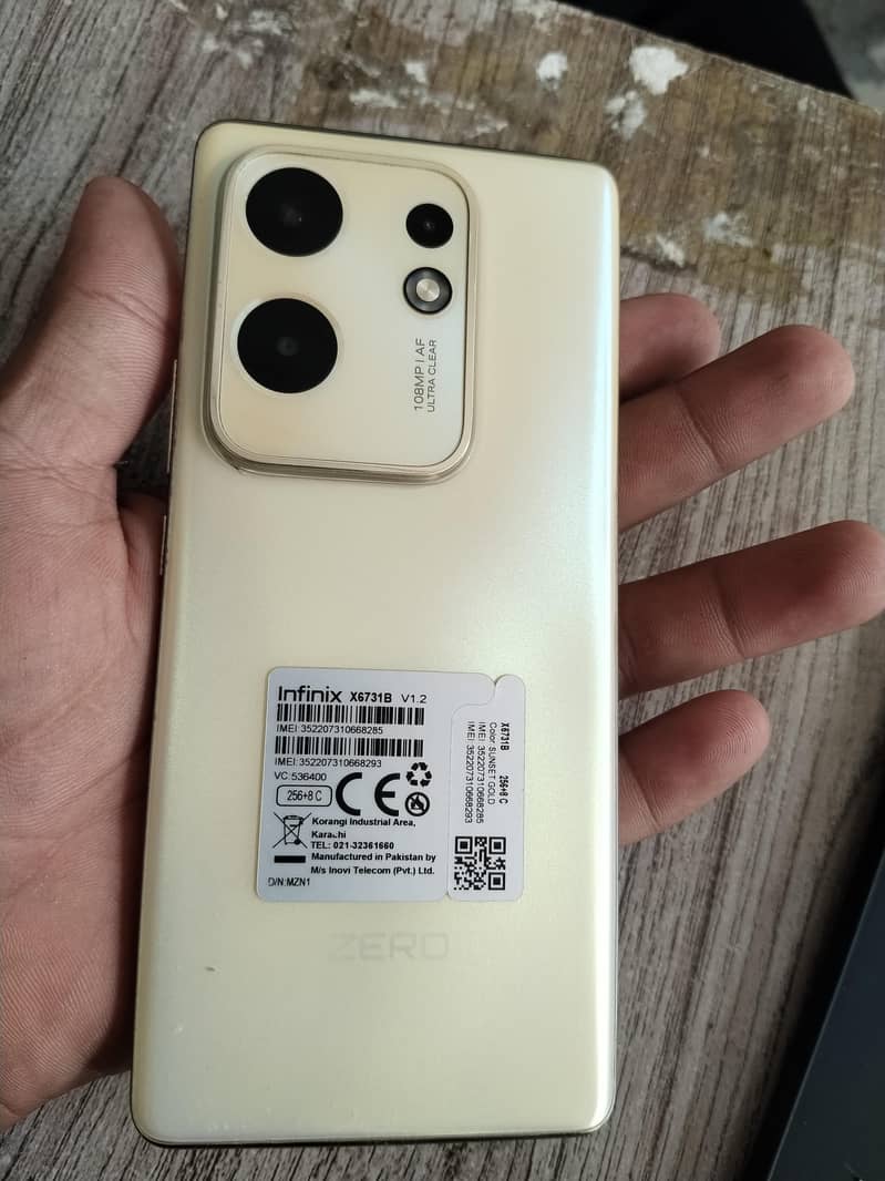 Infinix Zero 30 3