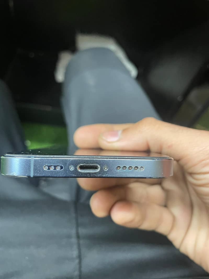 Apple iPhone 13 Pro 1