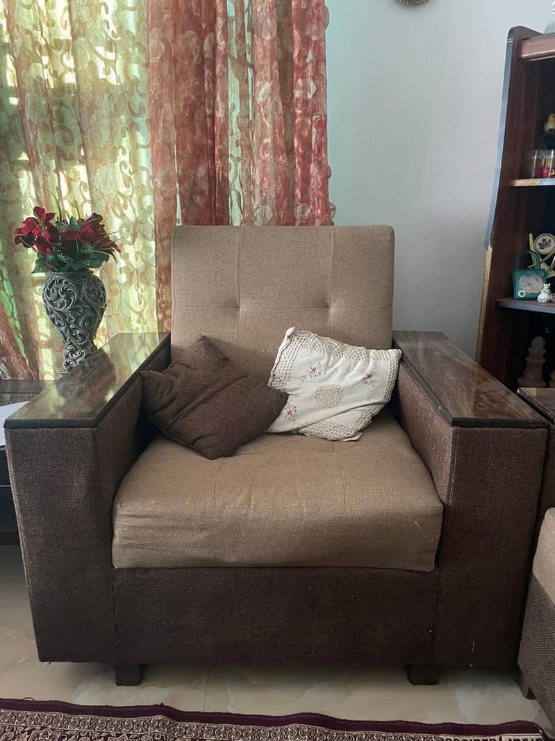 5 SEATER SOFA SET 1