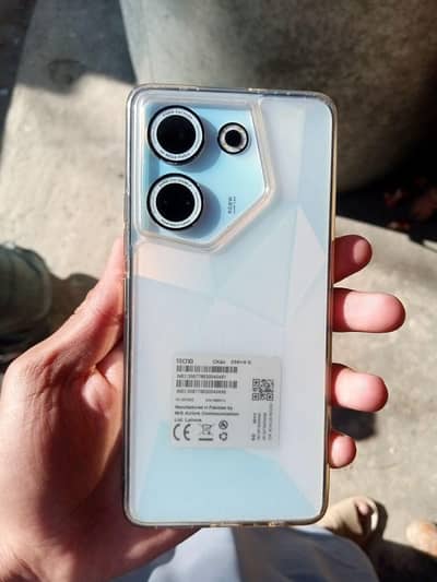 Tecno CAMON 20