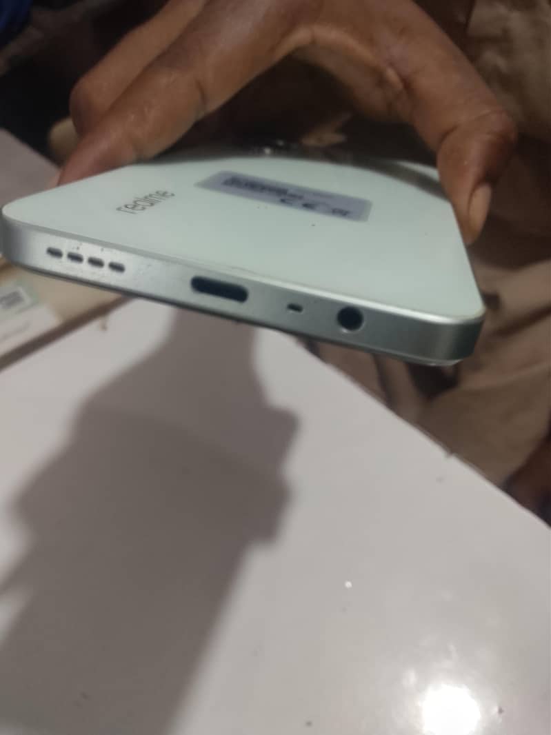 Realme Note 60 1