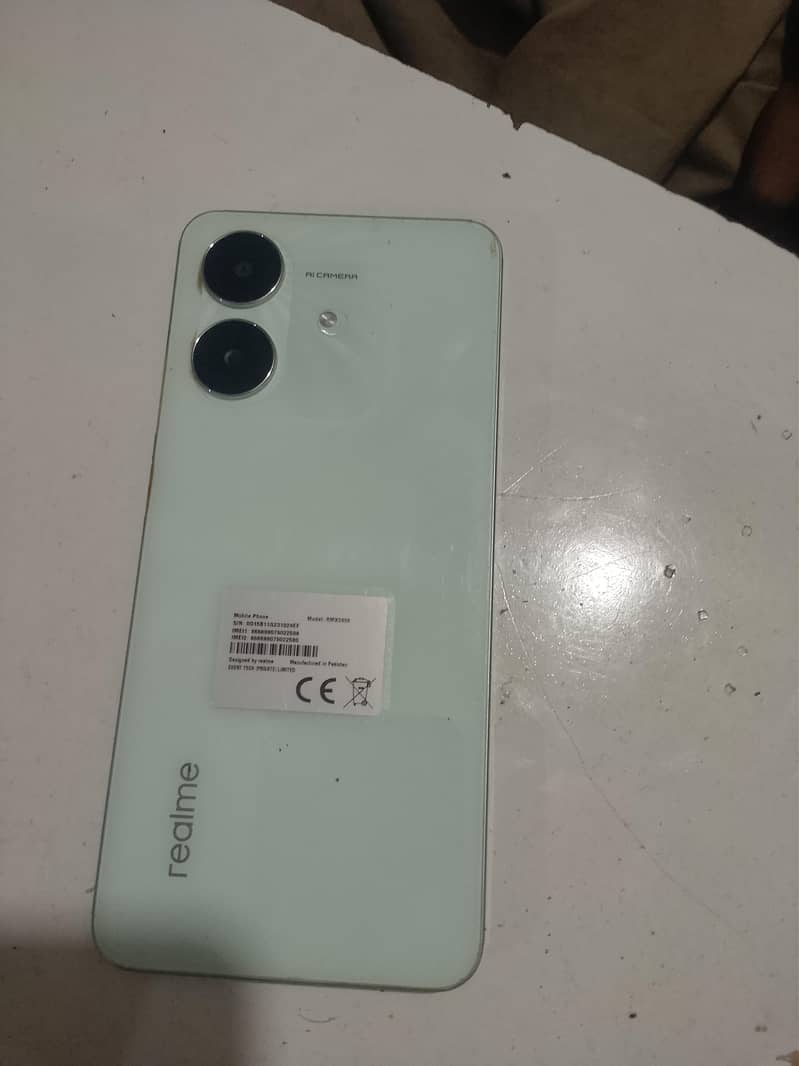 Realme Note 60 4